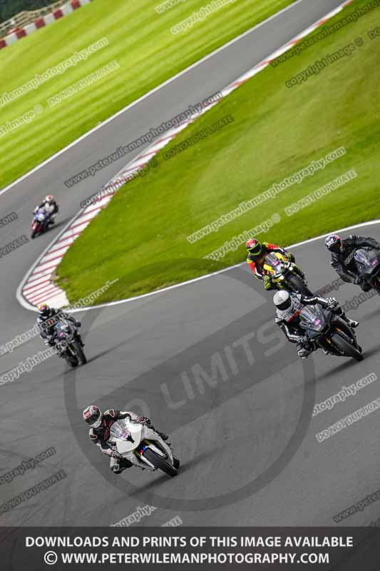 donington no limits trackday;donington park photographs;donington trackday photographs;no limits trackdays;peter wileman photography;trackday digital images;trackday photos